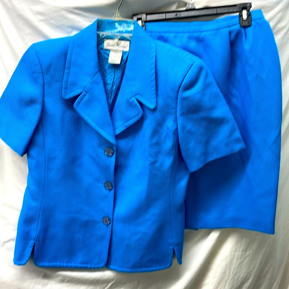 Laura Henson 2 piece lined skirt suit ladies sz 12. 5/16/4